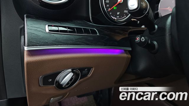Mercedes-Benz E-Class E220d Avantgarde