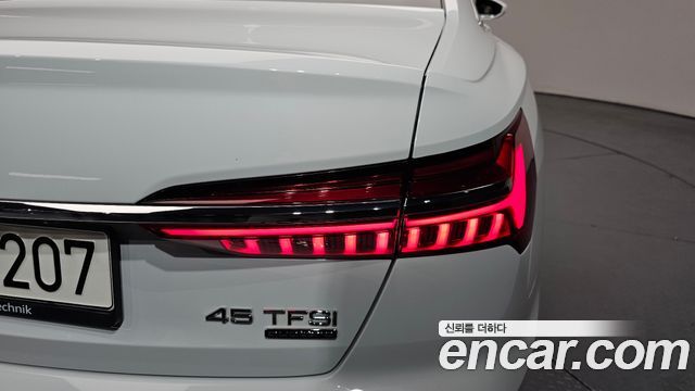Audi A6 45 TFSI Quattro Premium