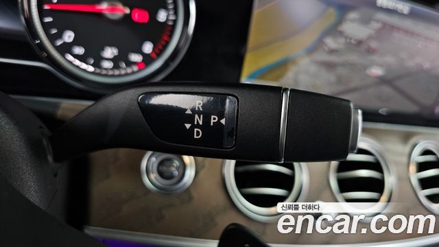 Mercedes-Benz E-Class E220d 4MATIC Exclusive