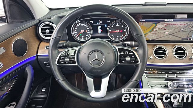 Mercedes-Benz E-Class E220d 4MATIC Exclusive