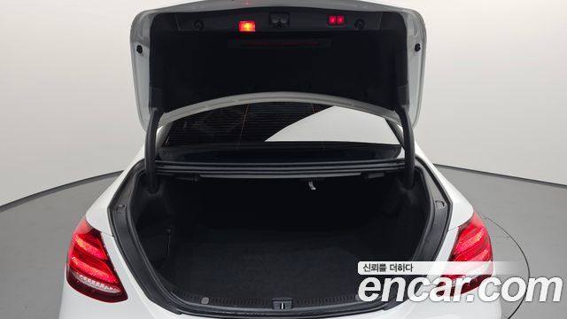 Mercedes-Benz E-Class E220d 4MATIC Exclusive