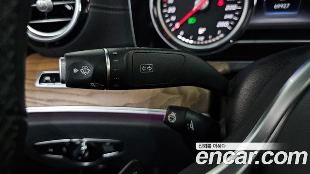 Mercedes-Benz E-Class E220d 4MATIC Exclusive