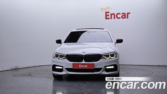 BMW 5-Series 530i M Sport Package Plus