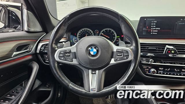 BMW 5-Series 530i M Sport Package Plus