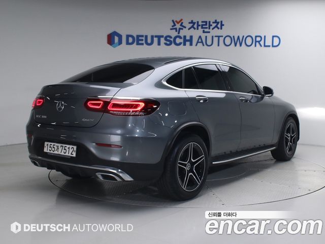 Mercedes-Benz GLC-Class GLC300 4MATIC Premium Coupe