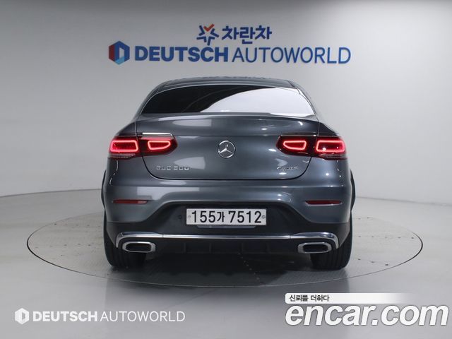 Mercedes-Benz GLC-Class GLC300 4MATIC Premium Coupe