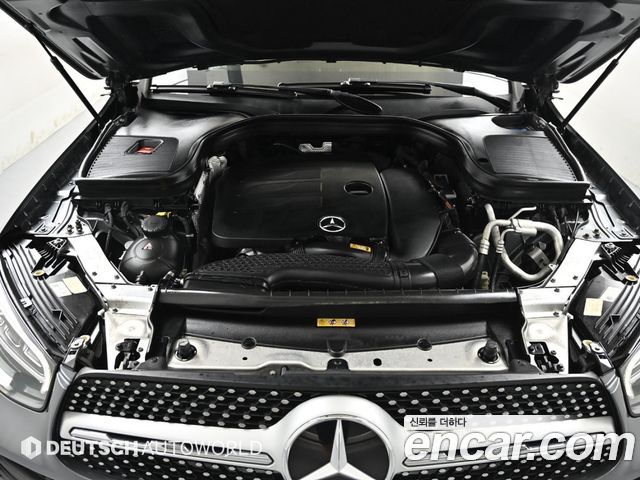 Mercedes-Benz GLC-Class GLC300 4MATIC Premium Coupe