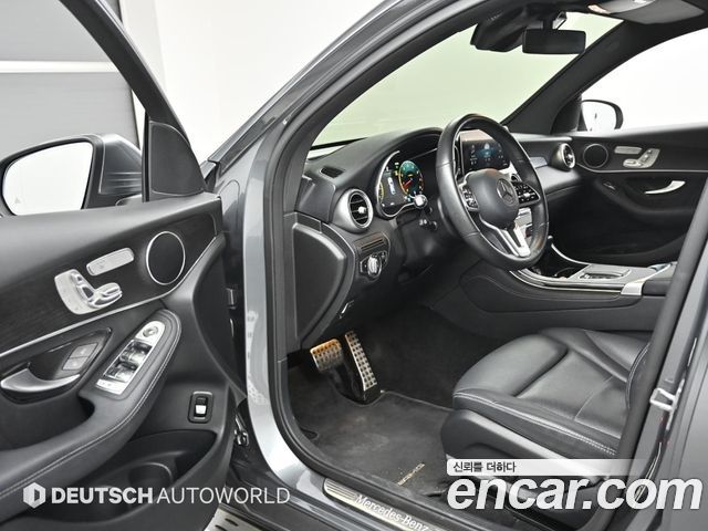 Mercedes-Benz GLC-Class GLC300 4MATIC Premium Coupe