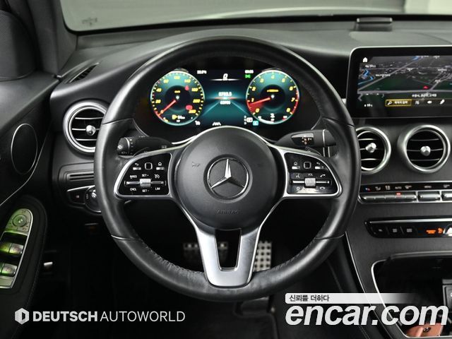 Mercedes-Benz GLC-Class GLC300 4MATIC Premium Coupe