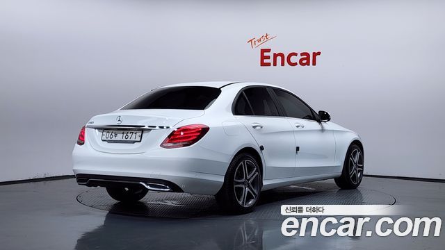 Mercedes-Benz C-Class C200