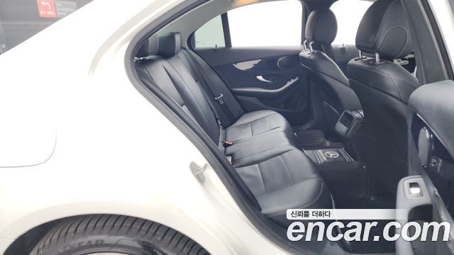 Mercedes-Benz C-Class C200