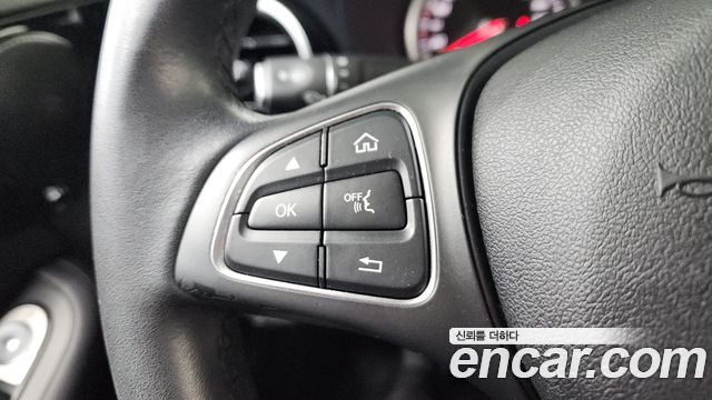 Mercedes-Benz C-Class C200