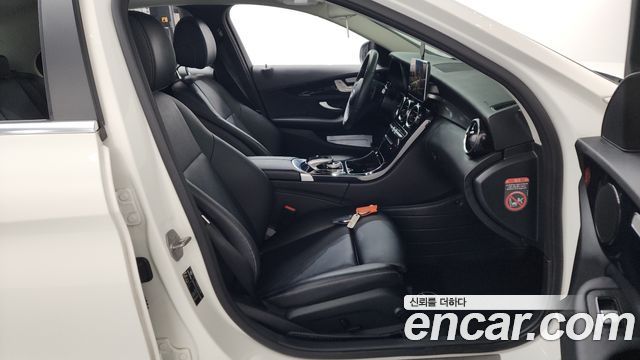 Mercedes-Benz C-Class C200
