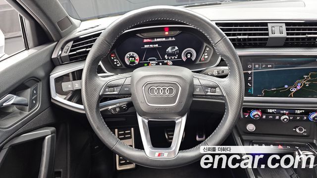 Audi Q3 35 TDI Premium Sportback