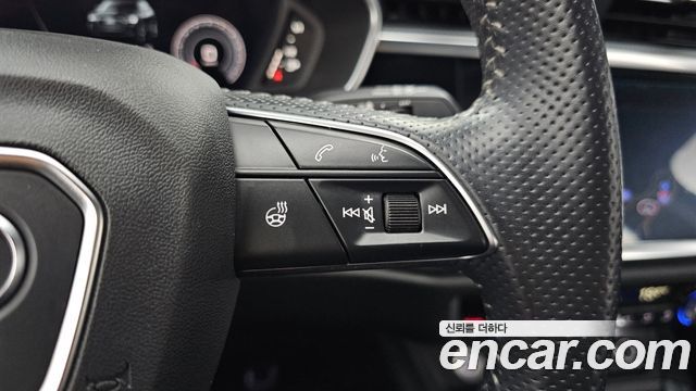 Audi Q3 35 TDI Premium Sportback