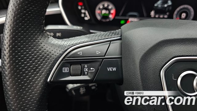 Audi Q3 35 TDI Premium Sportback