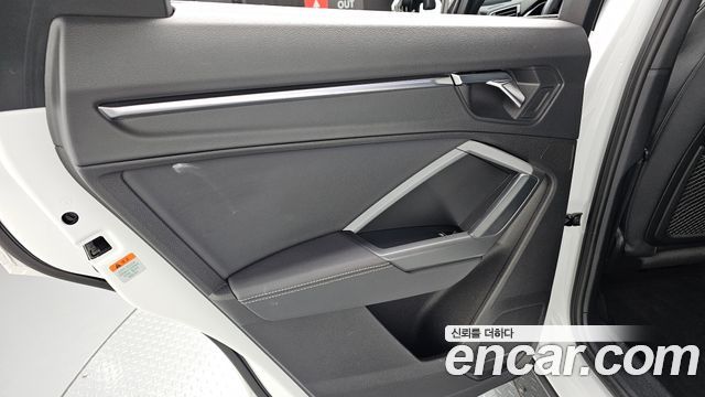 Audi Q3 35 TDI Premium Sportback
