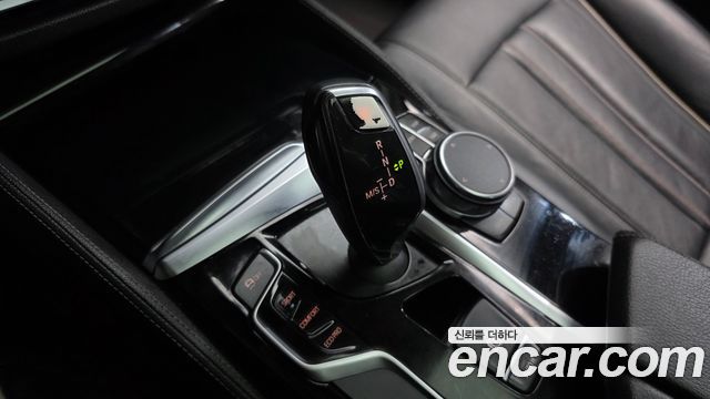 BMW 5-Series 520d Luxury Special Edition