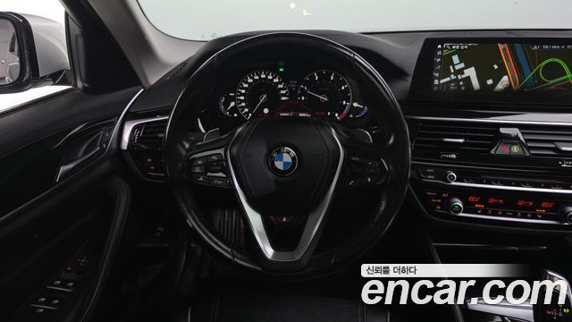 BMW 5-Series 520d Luxury Special Edition