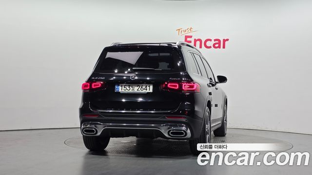 Mercedes-Benz GLB-Class GLB250 4MATIC