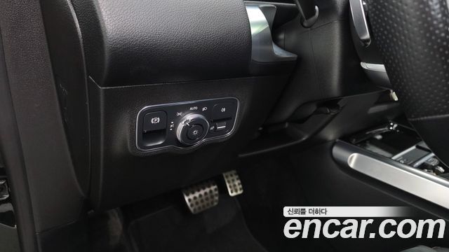 Mercedes-Benz GLB-Class GLB250 4MATIC
