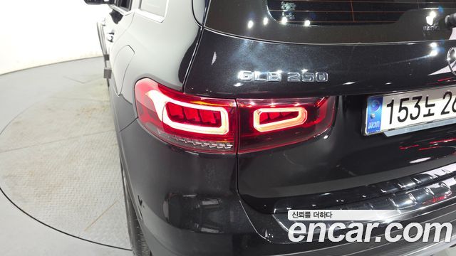 Mercedes-Benz GLB-Class GLB250 4MATIC
