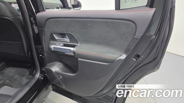 Mercedes-Benz GLB-Class GLB250 4MATIC