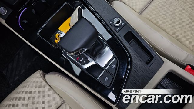 Audi A4 40 TFSI Premium