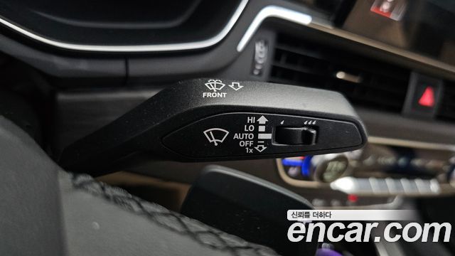 Audi A4 40 TFSI Premium