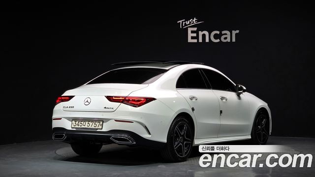 Mercedes-Benz CLA-Class CLA250 4MATIC