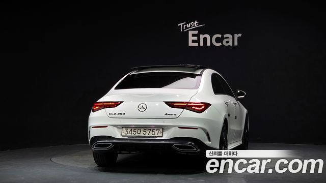 Mercedes-Benz CLA-Class CLA250 4MATIC