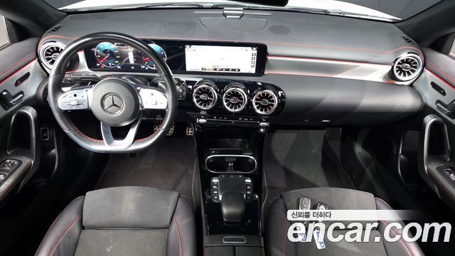 Mercedes-Benz CLA-Class CLA250 4MATIC