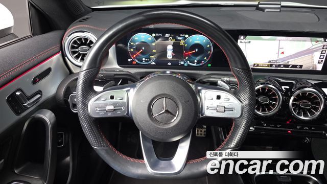 Mercedes-Benz CLA-Class CLA250 4MATIC