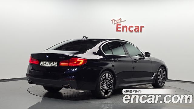 BMW 5-Series 530i M Sport Package Plus