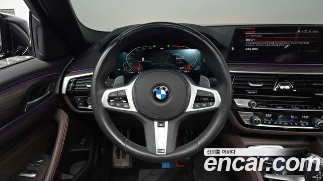 BMW 5-Series 530i M Sport Package Plus