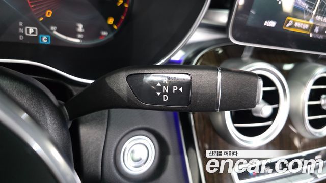 Mercedes-Benz GLC-Class GLC300 4MATIC