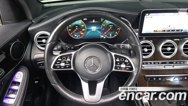 Mercedes-Benz GLC-Class GLC300 4MATIC