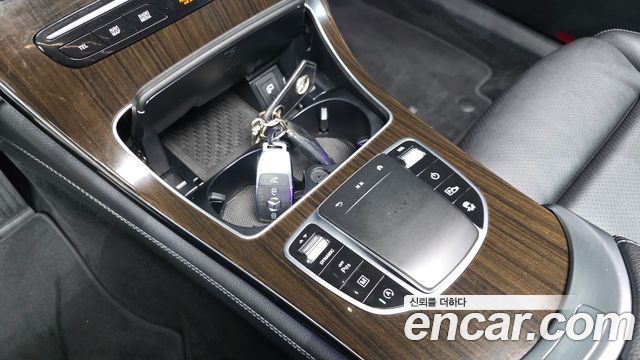 Mercedes-Benz GLC-Class GLC300 4MATIC