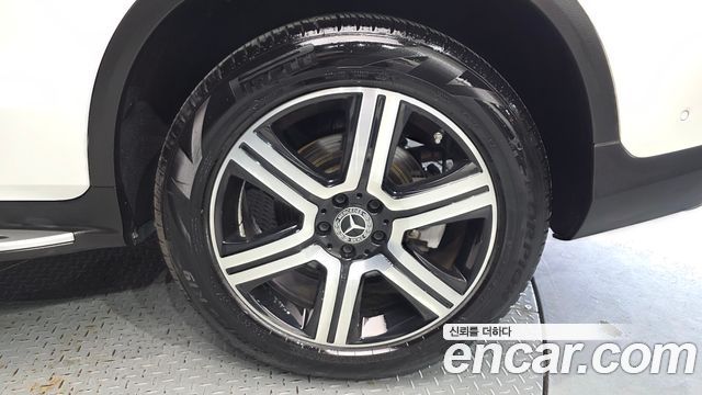 Mercedes-Benz GLC-Class GLC300 4MATIC