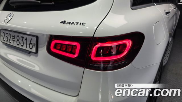Mercedes-Benz GLC-Class GLC300 4MATIC