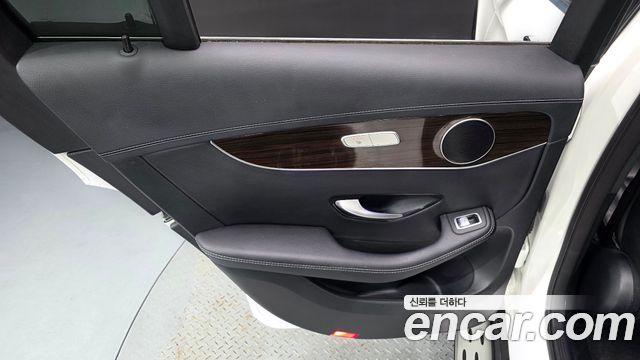 Mercedes-Benz GLC-Class GLC300 4MATIC