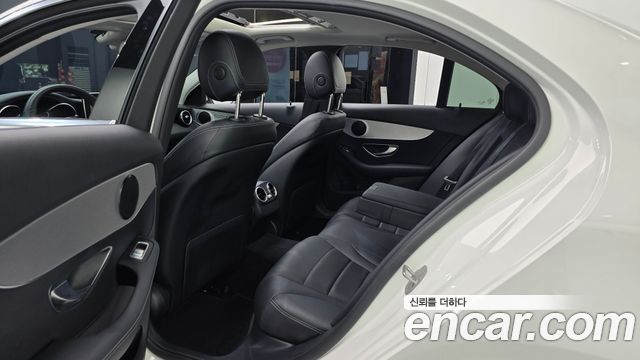 Mercedes-Benz C-Class C200 Avantgarde