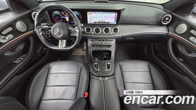 Mercedes-Benz E-Class E220d 4MATIC AMG Line