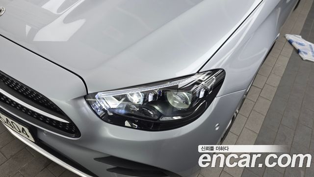 Mercedes-Benz E-Class E220d 4MATIC AMG Line