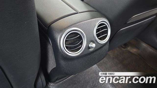 Mercedes-Benz E-Class E220d 4MATIC AMG Line