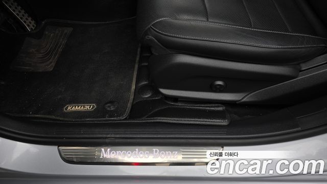 Mercedes-Benz E-Class E220d 4MATIC AMG Line