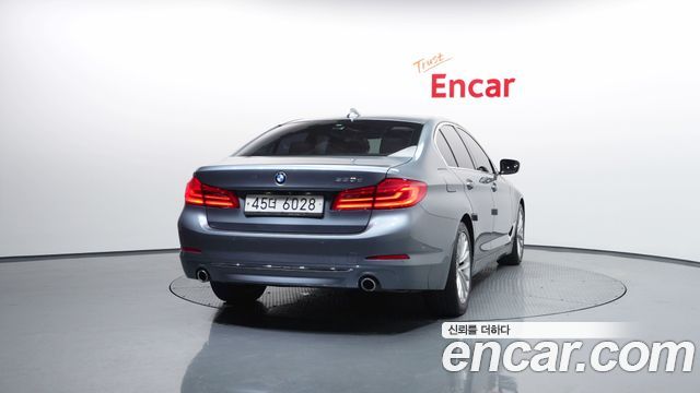BMW 5-Series 520d Luxury Plus