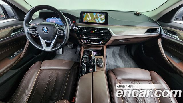 BMW 5-Series 520d Luxury Plus