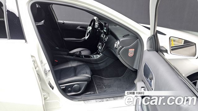 Mercedes-Benz A-Class A200