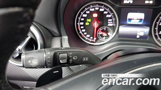 Mercedes-Benz A-Class A200